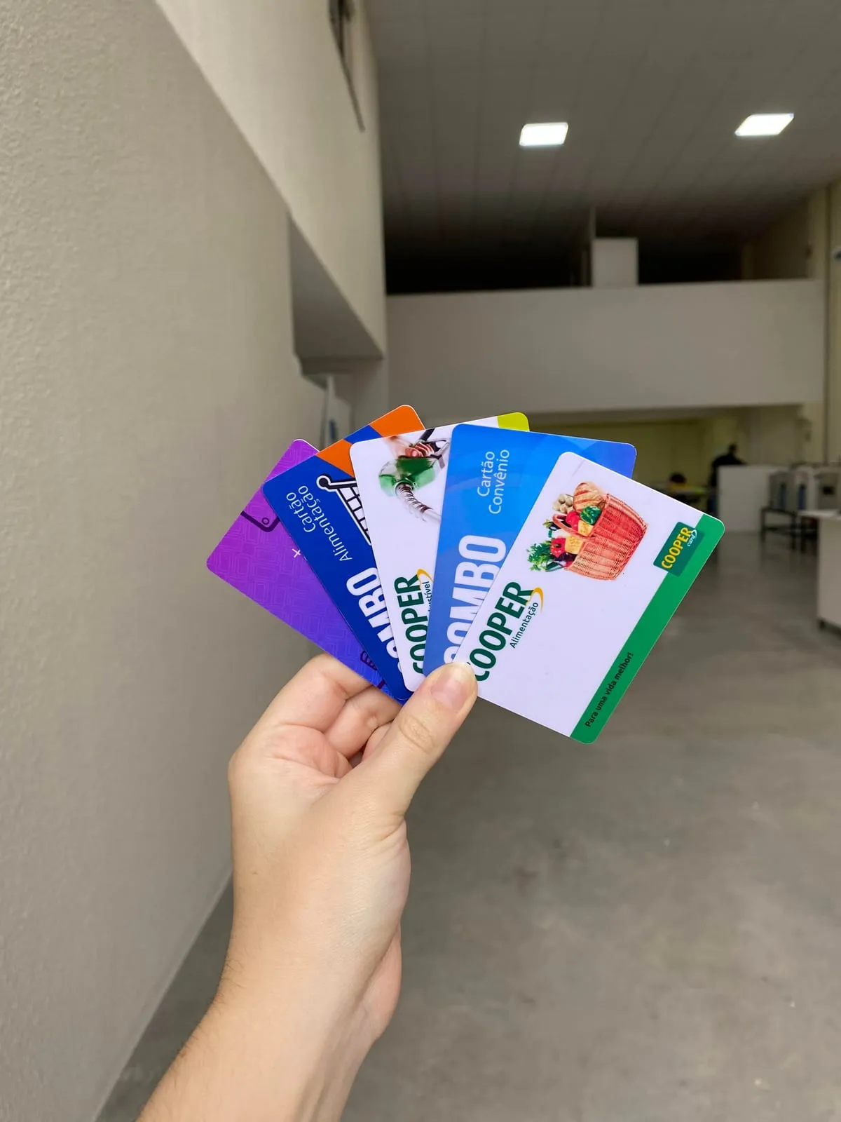 Cartão com tarja magnética